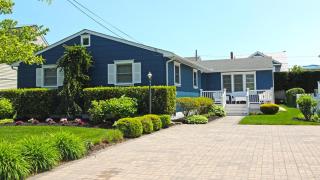 The Bluewater Breeze - 0