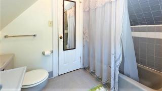 210 Congress House - 6