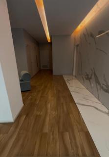 Hermoso acogedor familiar con cochera y pileta - 0