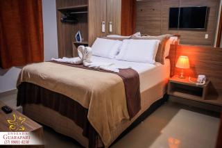 CONFORTO IMBATIVEL - 25 metros do MAR - 2 Quartos com AR CONDICIONADOS SPLIT, Air Fryer, WI-FI, Disney Plus, Star Plus, HBO Max, Cadeiras de Praia e Caixa Térmica - 8 pessoas com Muito Conforto - Melhor Localização! - 9