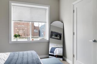 Stylish Downtown 2BR Luxury Comfort and Views - 9