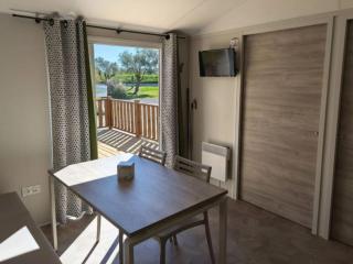 Mobil home accessible, terrasse - 6 pers. - API-1-52-2153 - 9