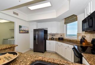Silver Beach Towers W1501 - 2