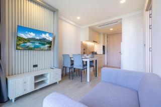 Ozone 1BR Signature Junior Suite Bang Tao - 8