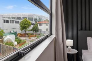 3BRM 3 Bathroom Central townhouse free car park - 8