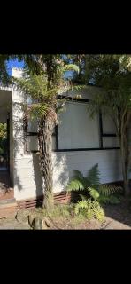 Queen Charlotte Bach - 4