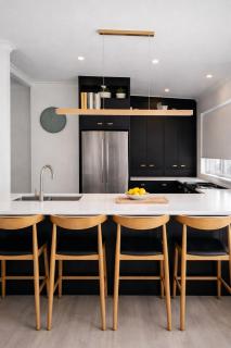 Eat, drink, play and stay at the OBE Guest House - 8