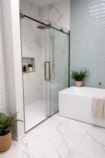 Eat, drink, play and stay at the OBE Guest House - 1