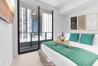 Rooftop Sunsets in Modern 1BR in Downtown - 2