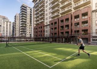 Your Family Getaway - Rooftop Spa & Pool! - 8