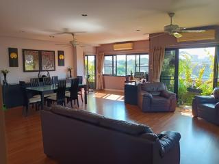 Spacious 2 Bed, 3 Bathroom, Duplex Condo, 175 sqm, Pool, Sauna, Gym - 0