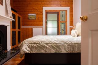 Lumeah Guest House - Historic 1888 Guest House at Adventure Bay Beach - Adventure Bay - 4