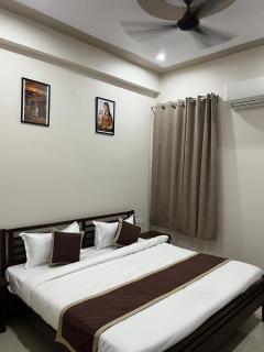 Bhavya Guest House - 0