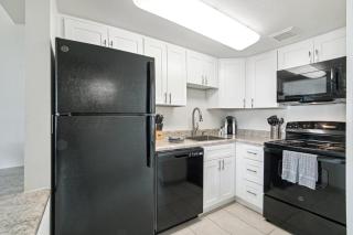 227-Fully Furnished, WiFi Included - 8