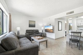 248 Fully Furnished 1BR Suite-Pet Friendly - 6