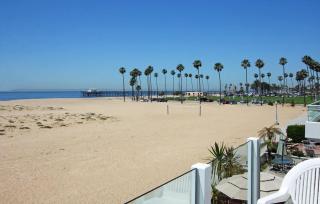1023 E Balboa B - Beachfront with Balboa Pier View home - 1