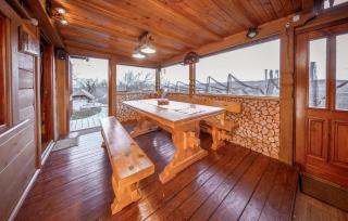 Pet Friendly Home In Brebrovac With Wifi - 1