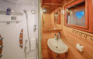Pet Friendly Home In Brebrovac With Wifi - 5