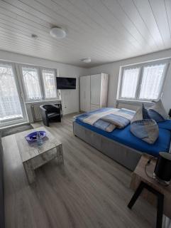 Ferienwohnungen Haus Erika Bettwäsche Handtücher WLAN Terrasse Balkon 2-7 Personen - Cuxhaven - 3