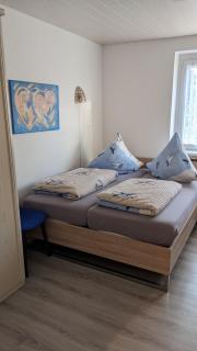 Ferienwohnungen Haus Erika Bettwäsche Handtücher WLAN Terrasse Balkon 2-7 Personen - Cuxhaven - 5