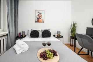 Cozy Apartment with balcony near Muzeum Zycia - 2