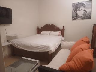 Studio at Olive inn - 5