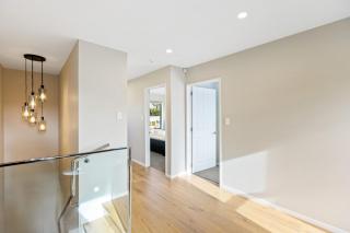 Modern Central 4BRM with Aircon, heating and Parking - 5