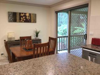 Emerald Creek Cottages - 2