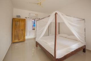 Fatima's Guesthouse - 9