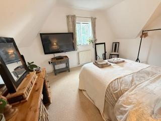 Silsoe Cottage B&B - Woodland View Room - 8