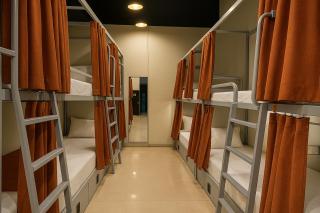 Metro POD Hotel at New Delhi Metro & Railway Station - 1