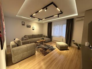 Urban Studio 018 - 3