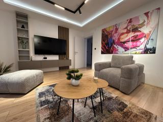 Urban Studio 018 - 1