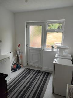 4 BED BBQ QMC UNIVERSITY HOCKEY, GAMES workshop MEETINGS PARKING - 8