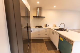 Entire Three bedrooms - Rodman 18 - newly furnished - 2