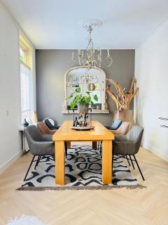 Luxury apartment in Utrecht City Center - 1