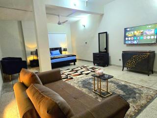 Ivory Door Suite, Islamabad - 6