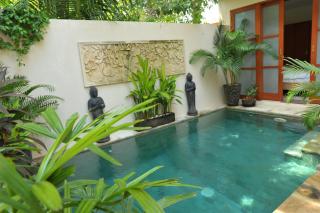 Villa Ngetis - Sanur - 0