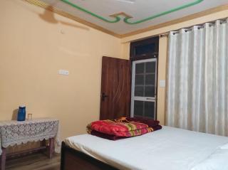 Hare Krishna Homestay - 9