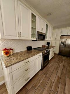 Warm Mineral Springs Paradise, North Port - 3