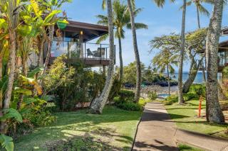 Napili Point B37 · NP B37 Relax Recharge Whale Watch OceanFront - 6