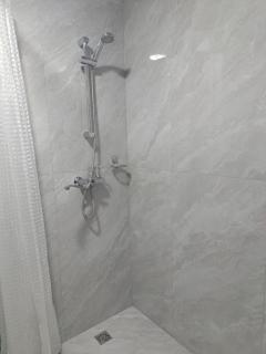 Royal lux Guest House - 1