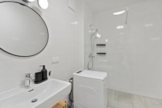 Balcony Apartment I On-Site Parking 19,90 per day - 1