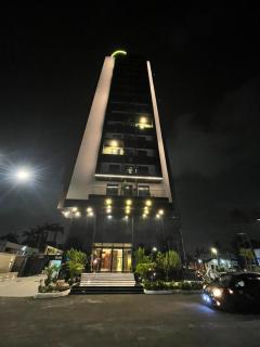 Serene Studio in Airport - 6