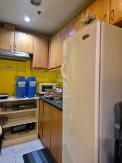 Vibrant BGC Oasis Near High Street - Manila - 6