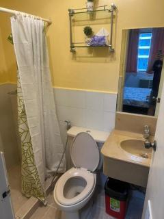 Vibrant BGC Oasis Near High Street - Manila - 5