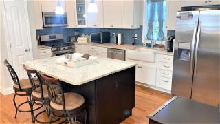 Seamans Folly On Broad - 1