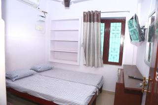 sri mahalakshmi guest house - 1