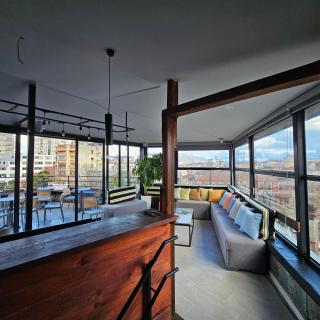 Traveler Hostel Rooftop - 4