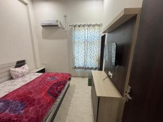 Hotel Laxmi Palace - 2
